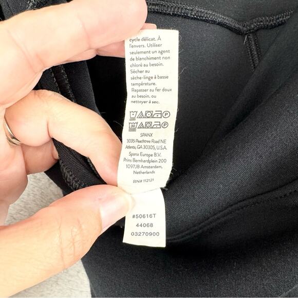 SPANX Sz 2XT AirEssentials Slim Flare Pant Super Soft Comfy W/ Front Slit Black - Picture 16 of 16